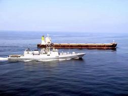 Els pirates de Somalia segresten vaixells.